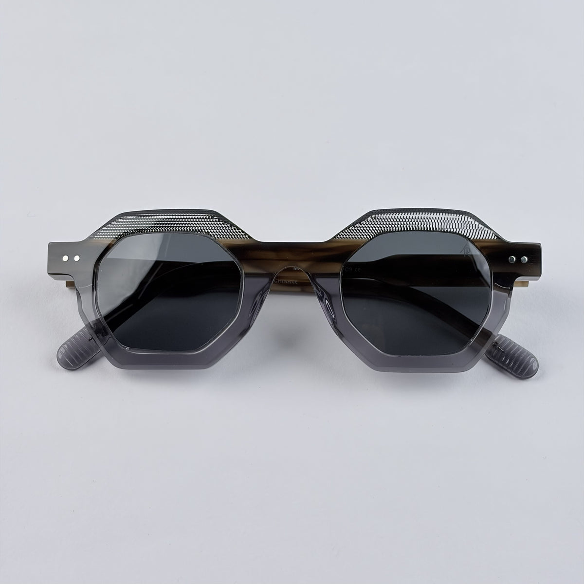 ARTISAN-Sunglasses Size 145-27-44