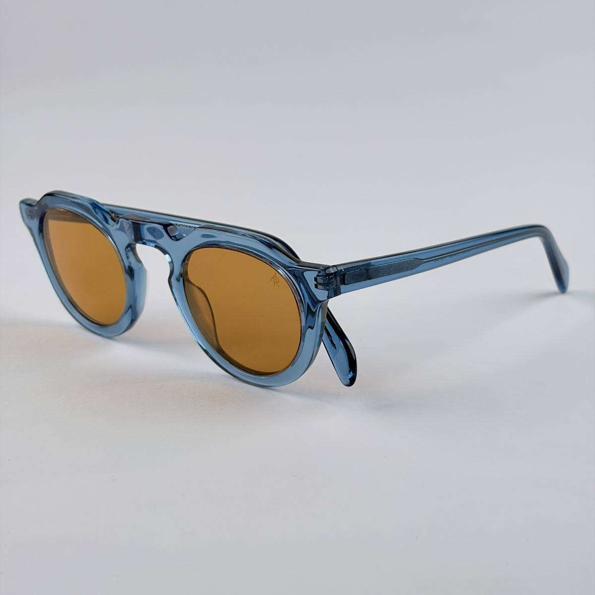 ARTISAN-Sunglasses 148-26-45 Size