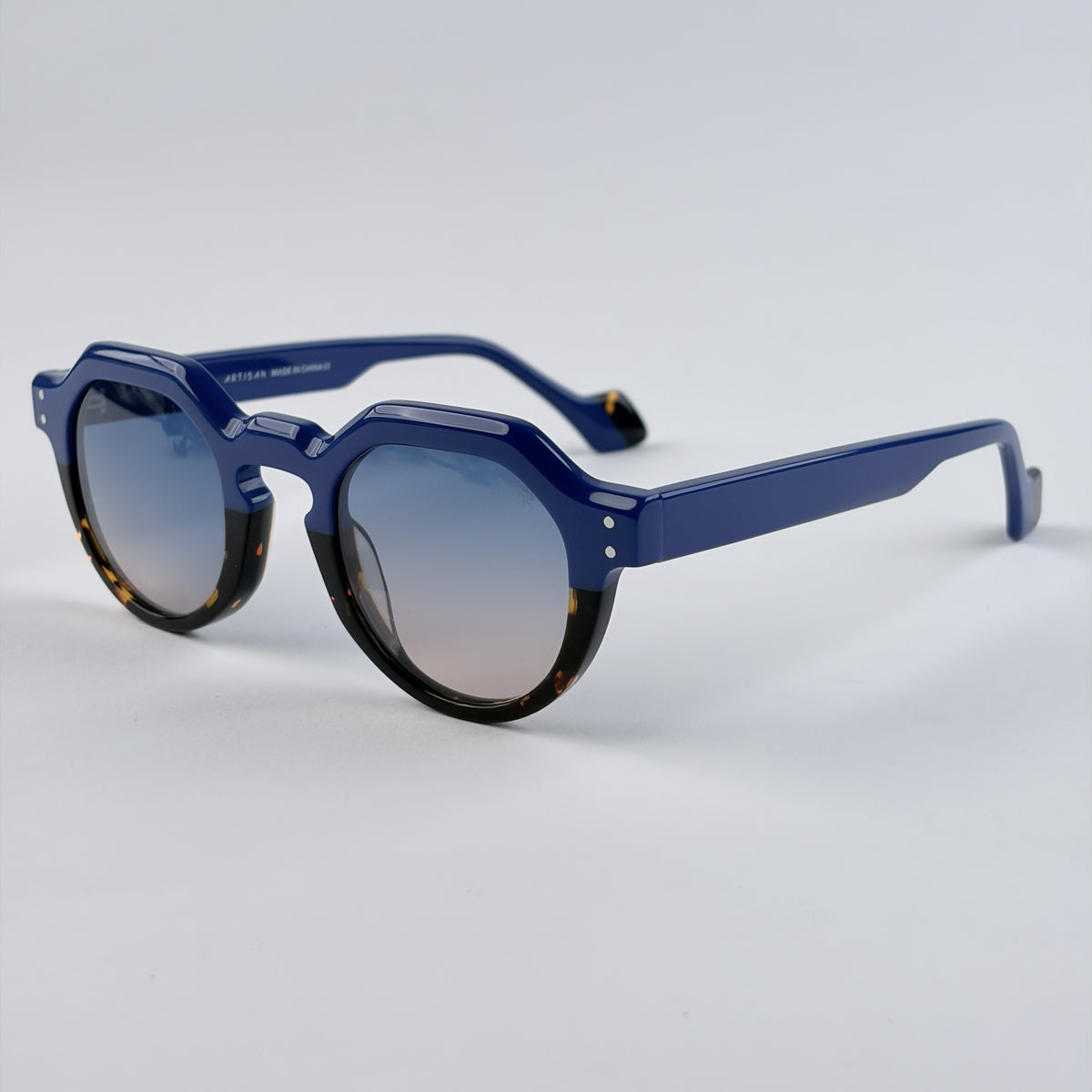 ARTISAN-Sunglasses Size 145-23-45