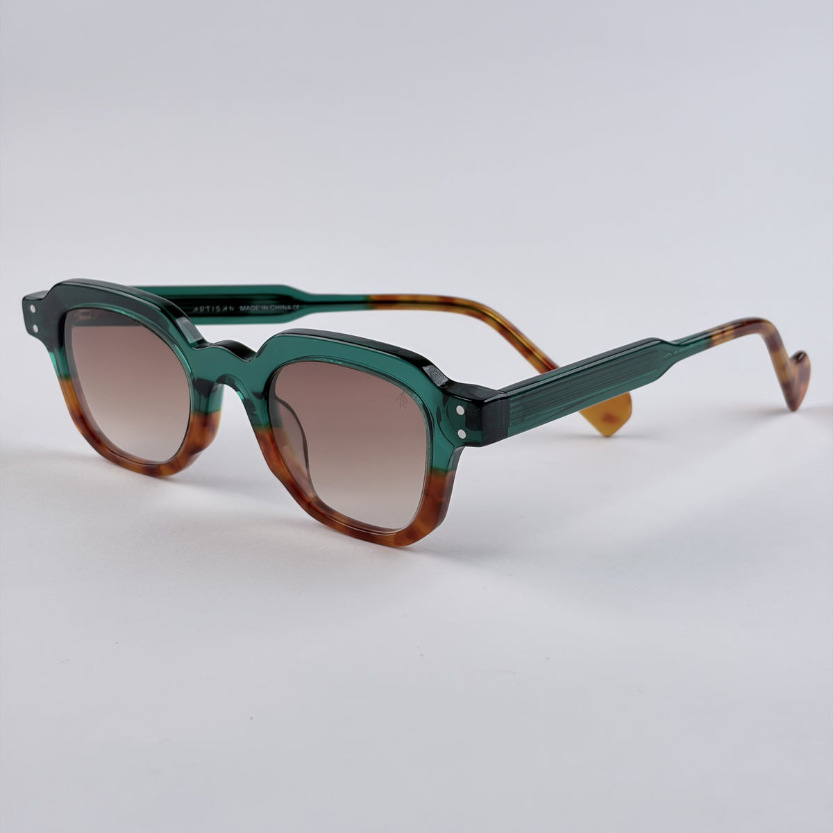 ARTISAN-Sunglasses Size  145-25-46