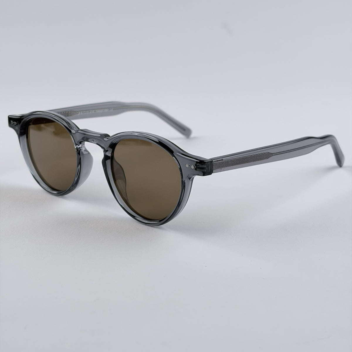 ARTISAN-Sunglasses Size  147-23-46