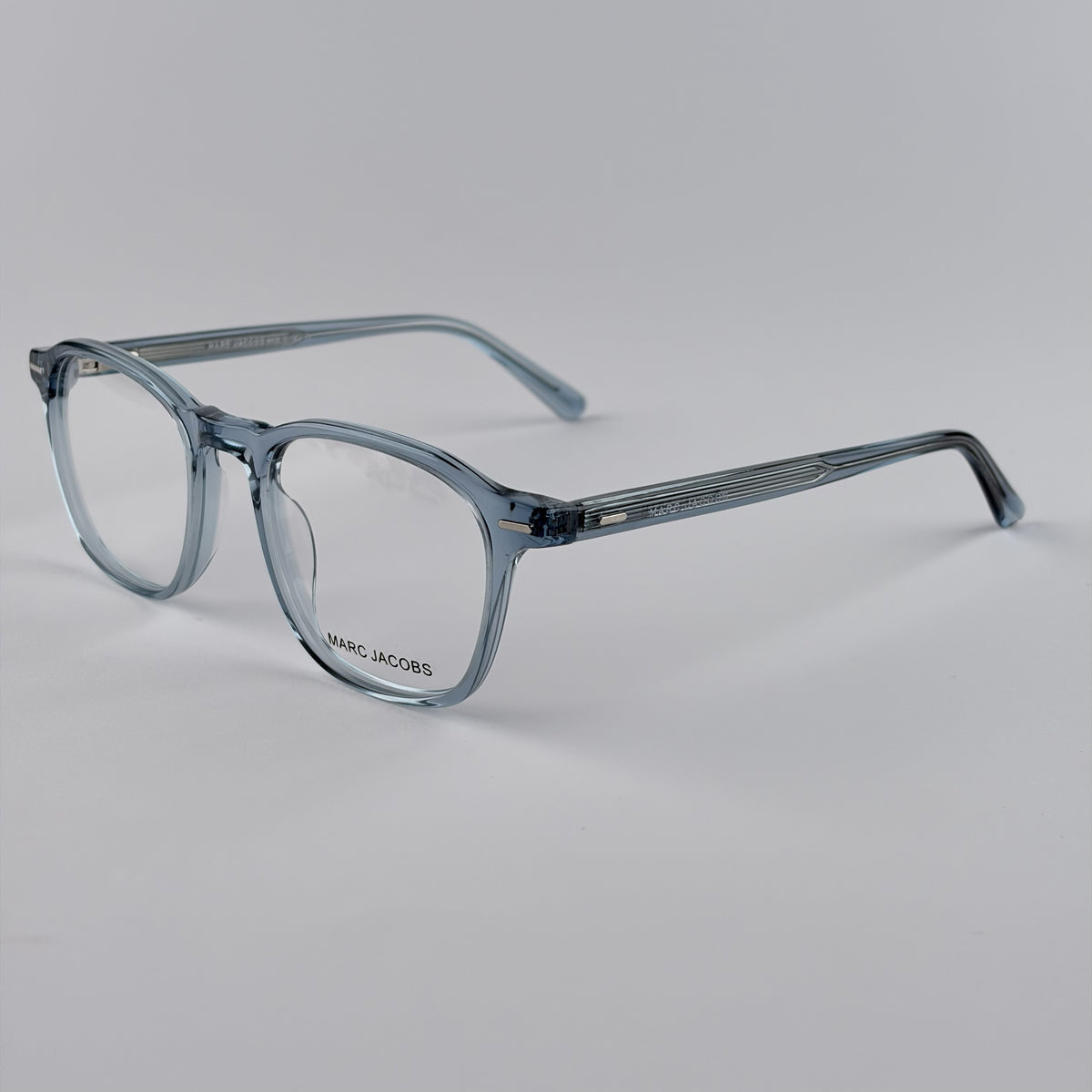 MARC  JACOBS 145-20-49 Size