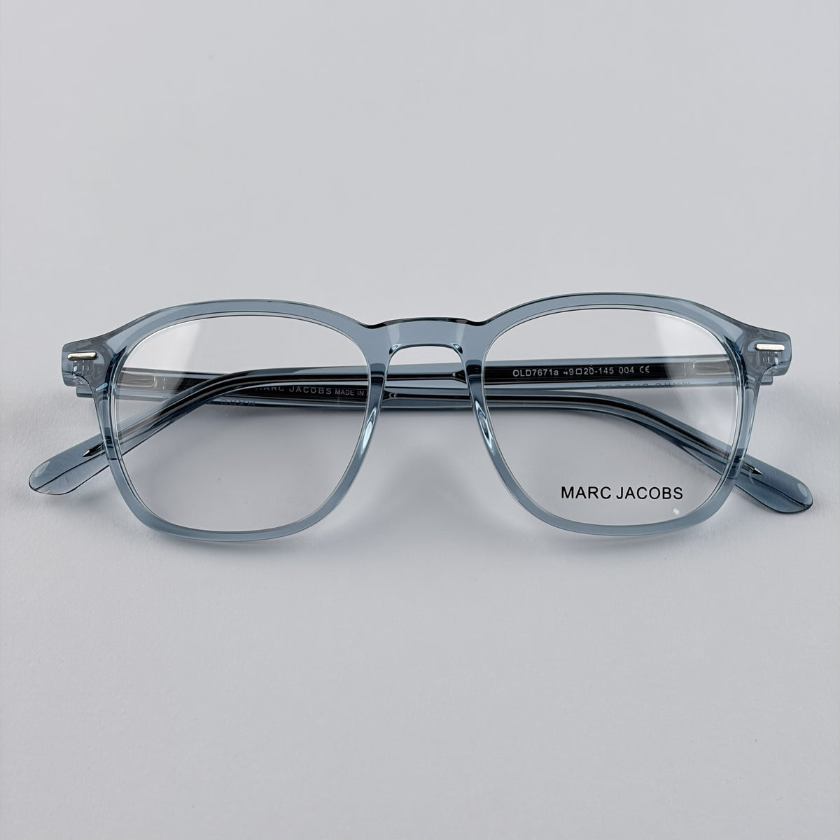 MARC  JACOBS 145-20-49 Size