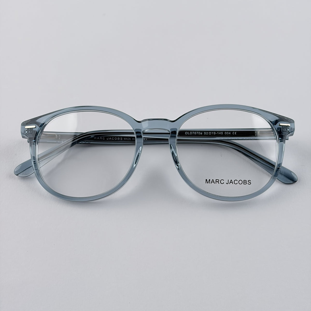 MARC  JACOBS 145-19-52 Size
