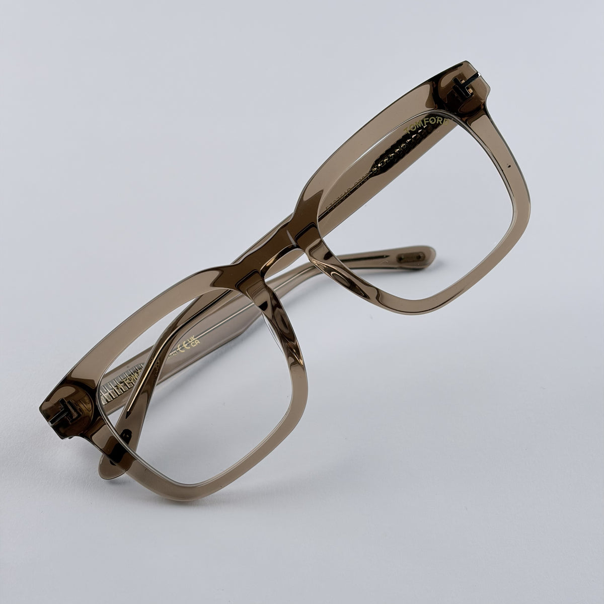 TOM FORD Acetate 145-23-50 Size