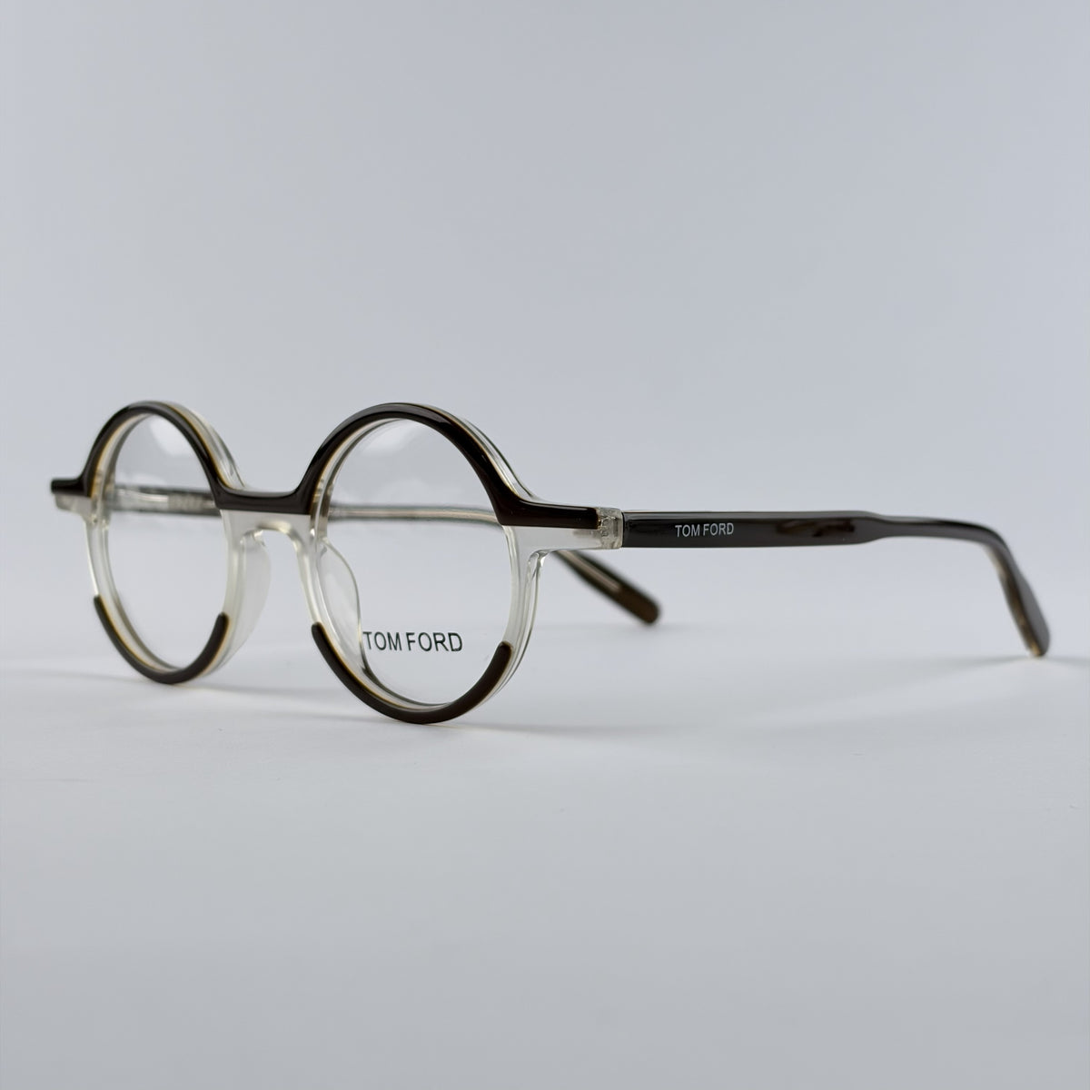 TOM FORD Acetate 142-21-44 Size