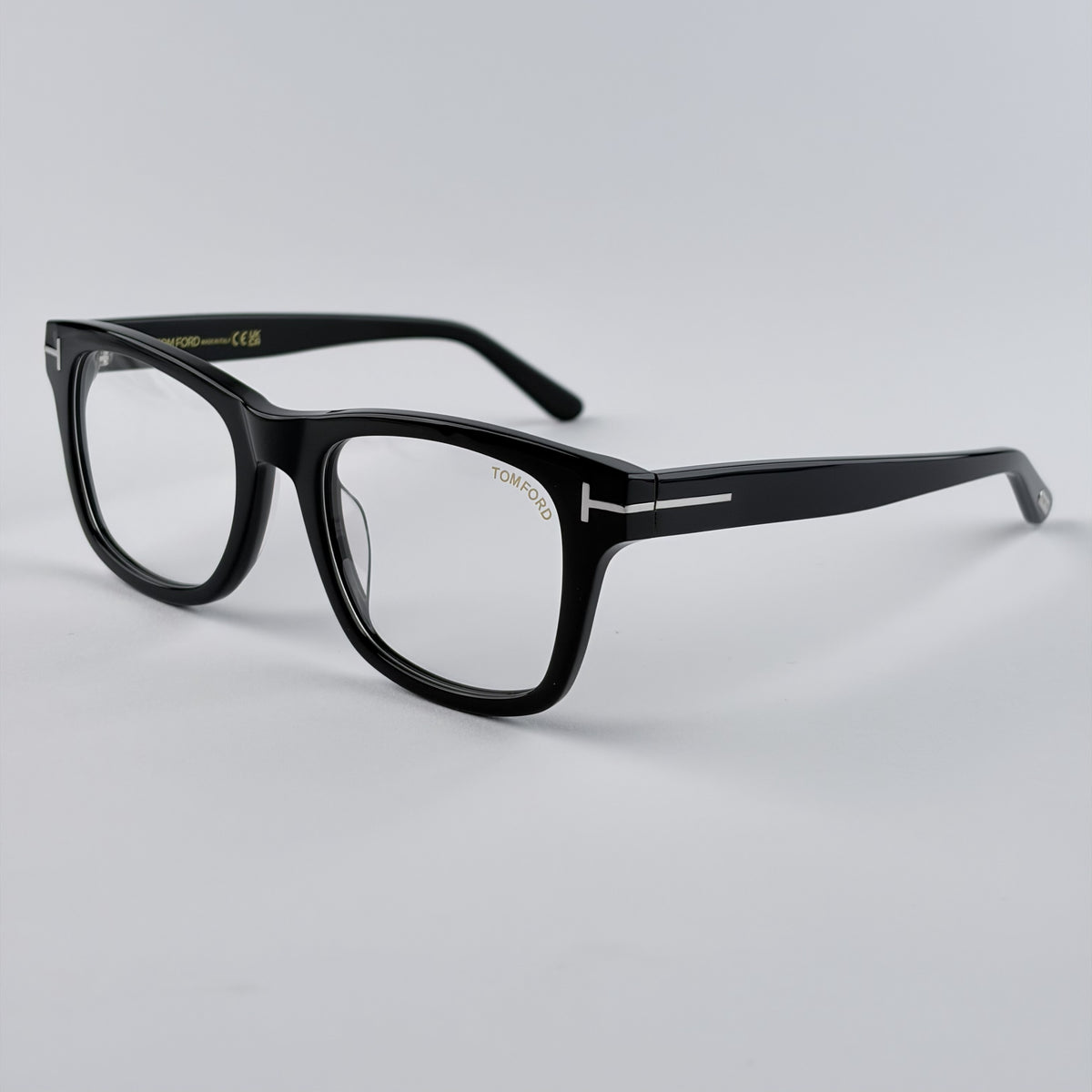 TOM FORD Acetate 145-20-52 Size